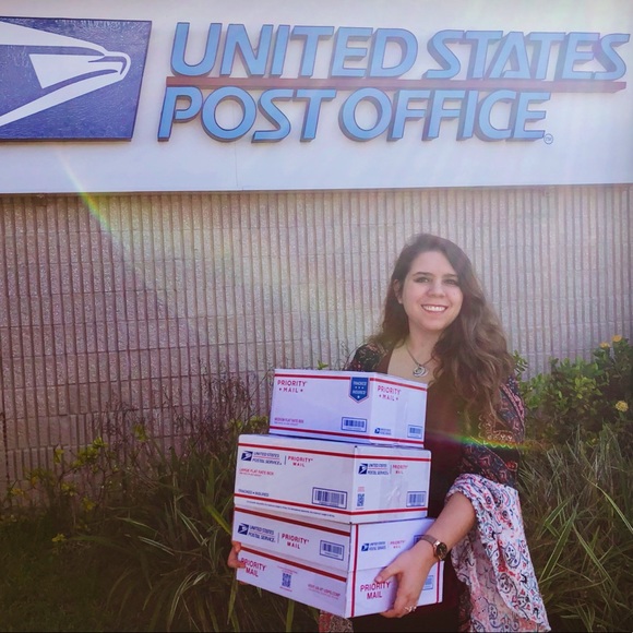 Meet your Posher, Annamarie - Picture 2 of 11